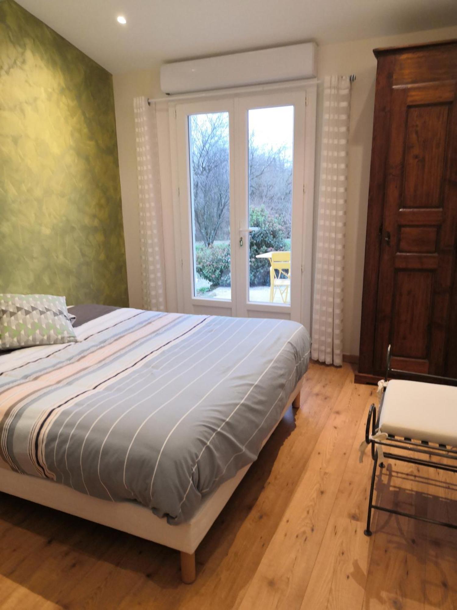 Chambre Avec Entree Independante Dans Un Ecrin De Verdure Dommartin  Exteriör bild
