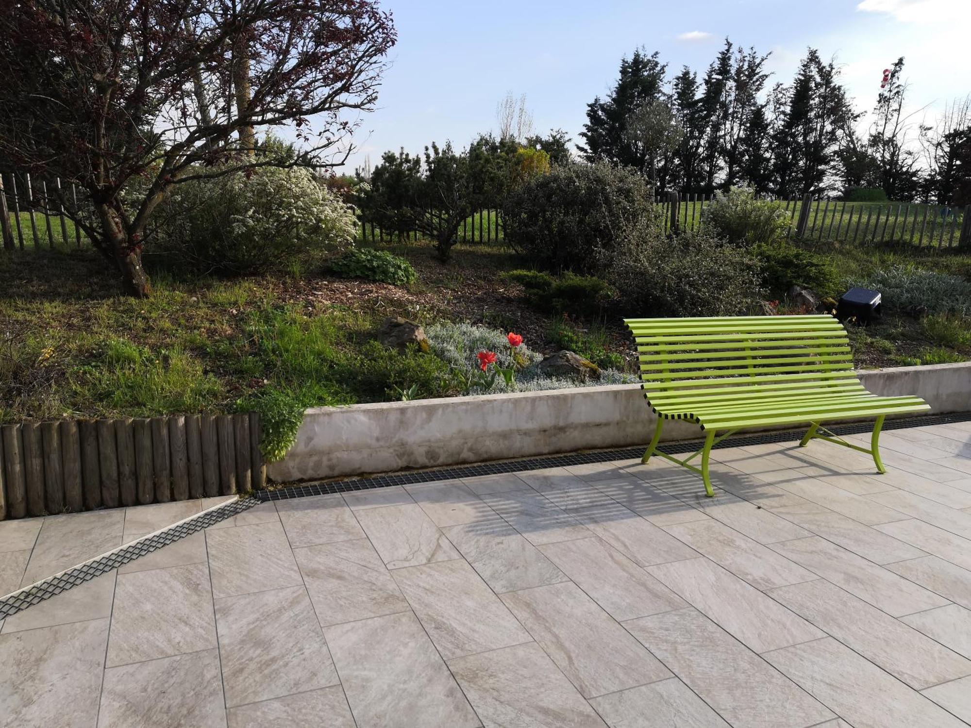 Chambre Avec Entree Independante Dans Un Ecrin De Verdure Dommartin  Exteriör bild
